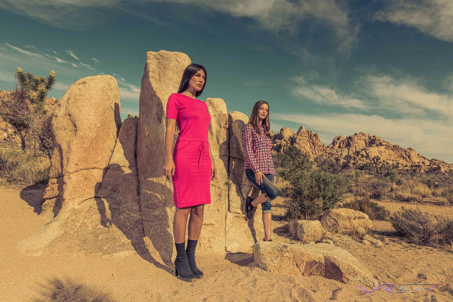 Models Jessica Minter Checkered Shirt Jeans Tatiana Tayeh Pink Dress Lgsgeneration Brand Joshuatree David Victory Fashion Photographer Los Angeles