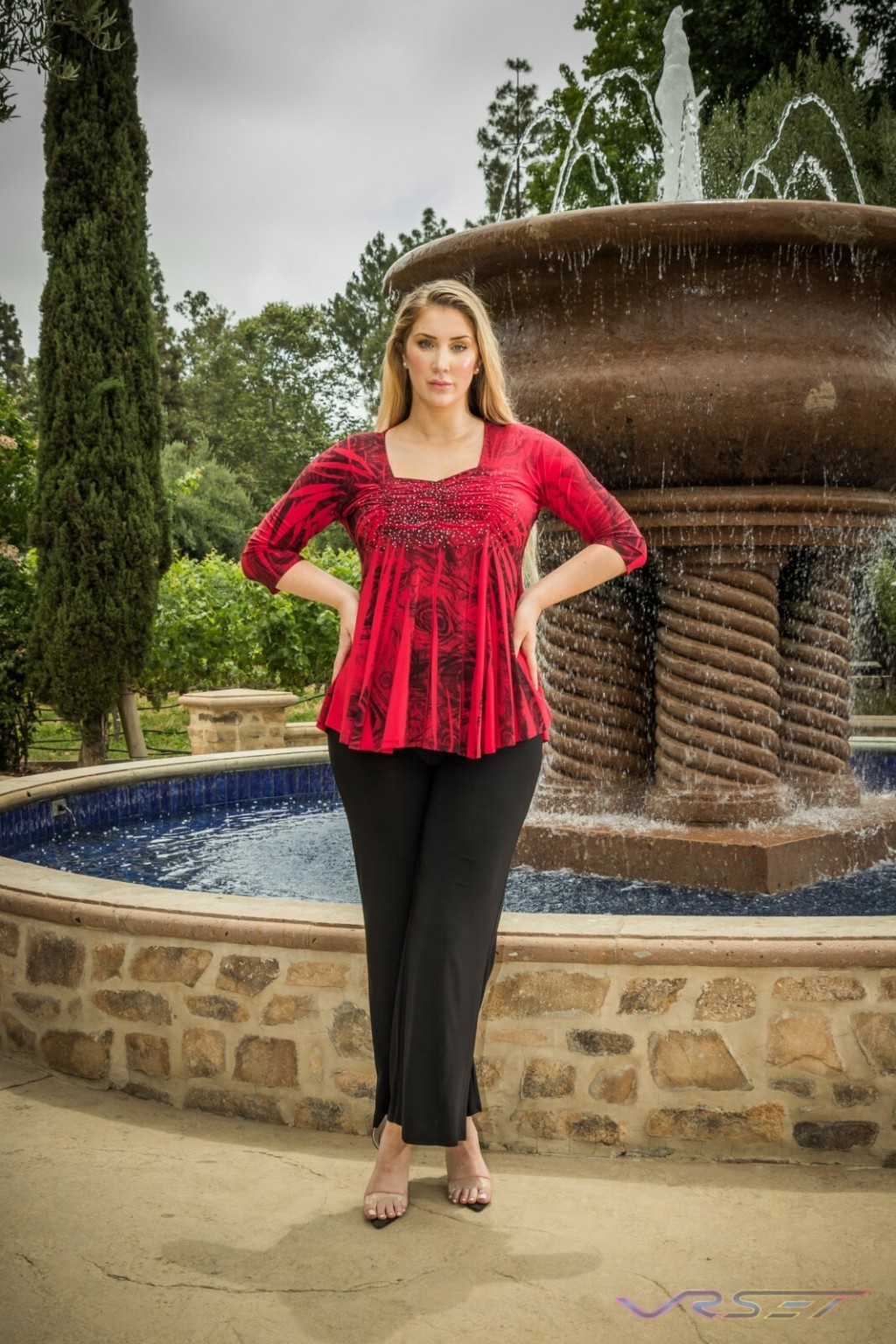 Curvy Model FunFash Red Top Plus Size Photographer LA