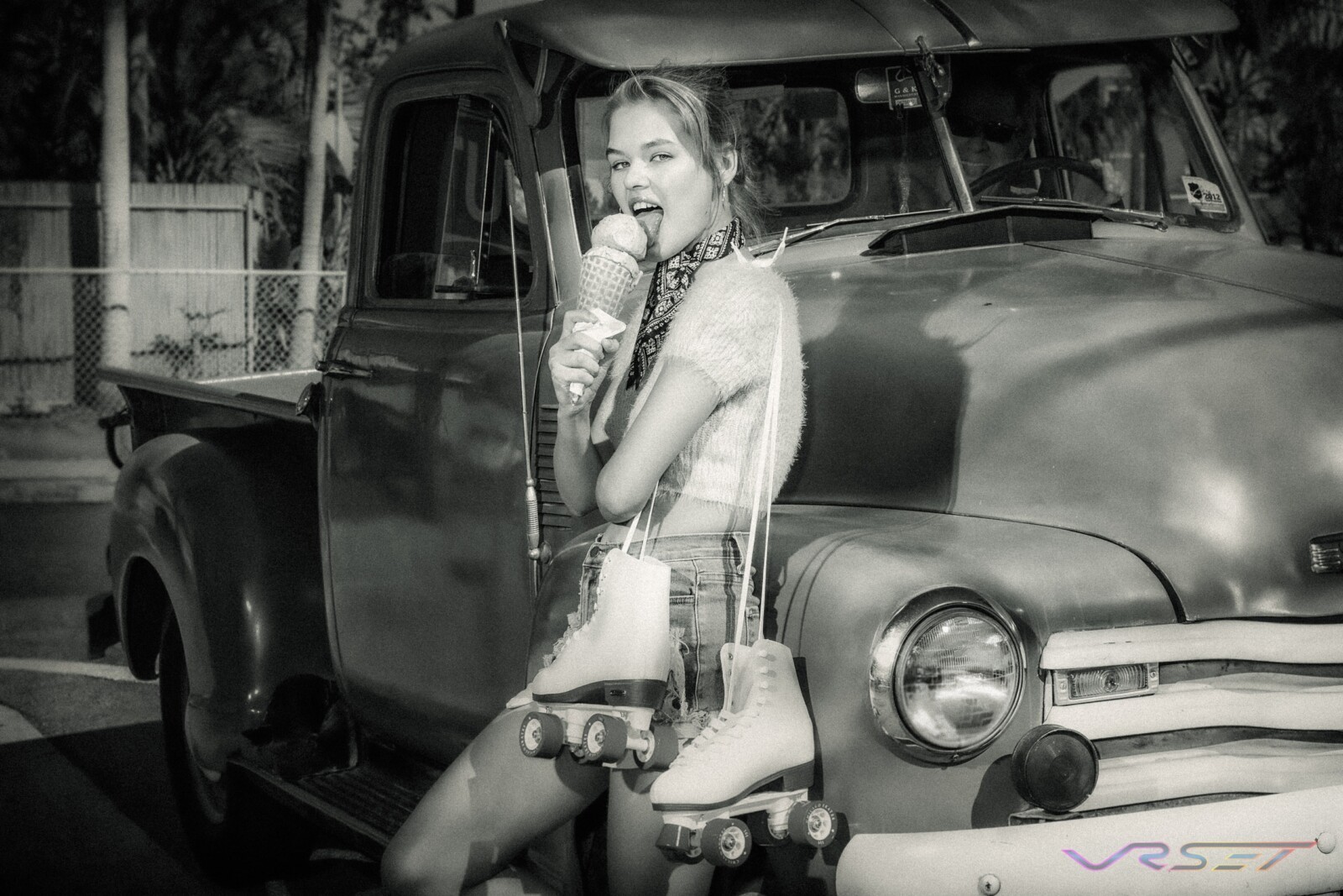 Womens-Spring-Collection-Black-White-Lifestyle-Photography-Classic-Pickup-Truck-Los-Angeles