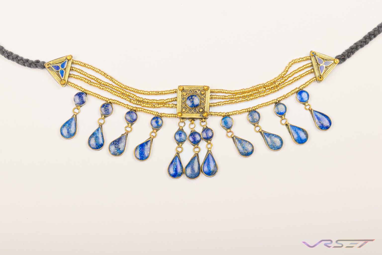 Jewelry Photography Antique Azurrite Necklace David Victory Fashion Photographer La Jewelry Photography Antique Azurrite Necklace David Victory Fashion Photographer La