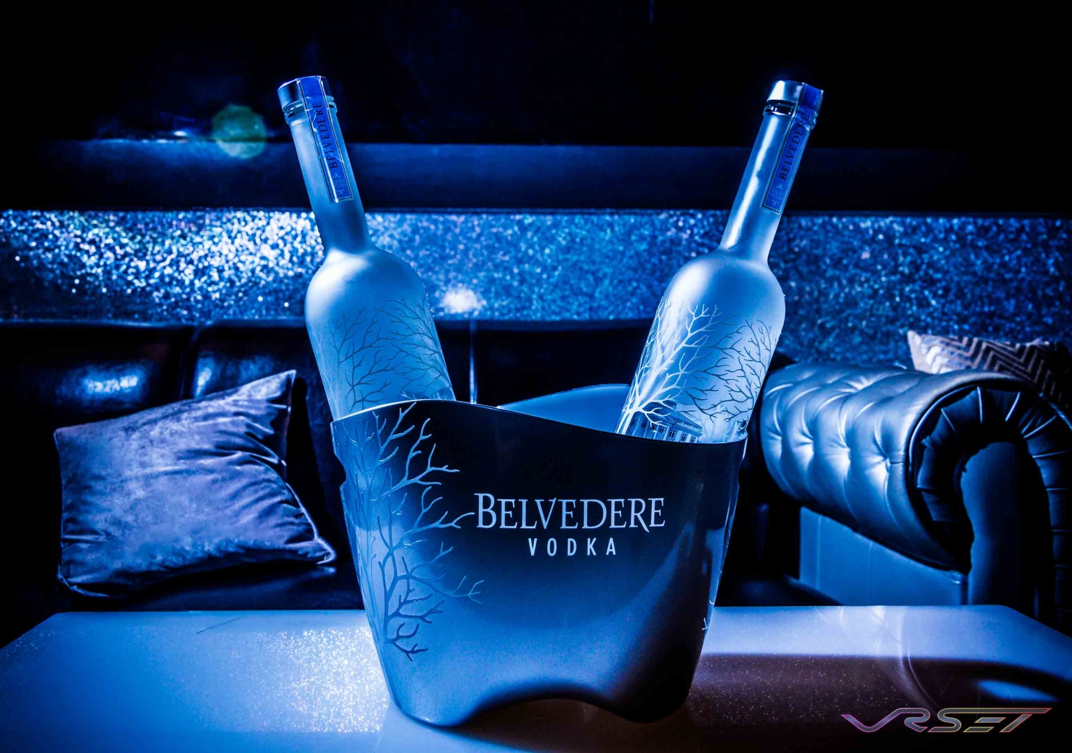 Products Advertising Magazine Brochure Photographer Products Advertising Magazine Brochure Photographer